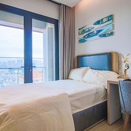 Lusso Suites - D1Mension & Zenity Residence, Sg'S Heart Хошимин Екстериор снимка