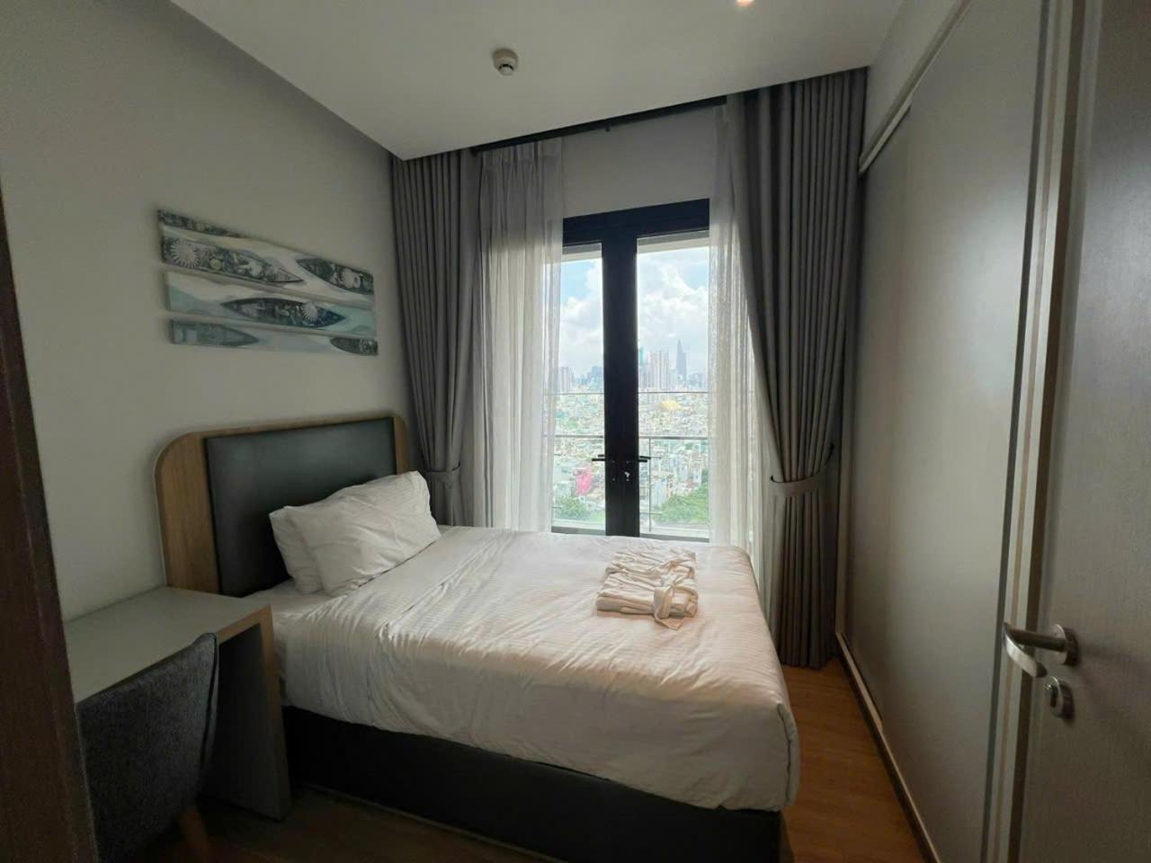 Lusso Suites - D1Mension & Zenity Residence, Sg'S Heart Хошимин Екстериор снимка